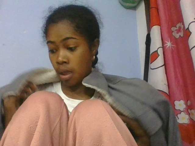 Phaniah1a live cam on BongaCams
