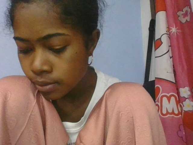 Phaniah1a live cam on BongaCams
