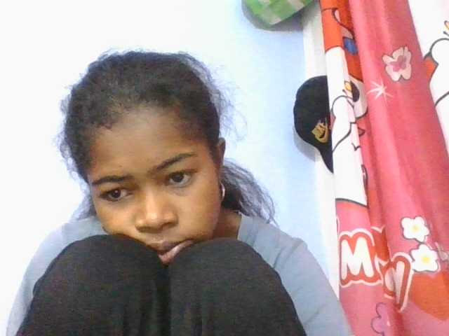 Phaniah1a live cam on BongaCams