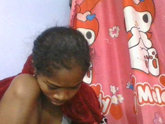Phaniah1a live cam on BongaCams