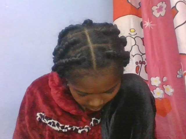 Phaniah1a live cam on BongaCams