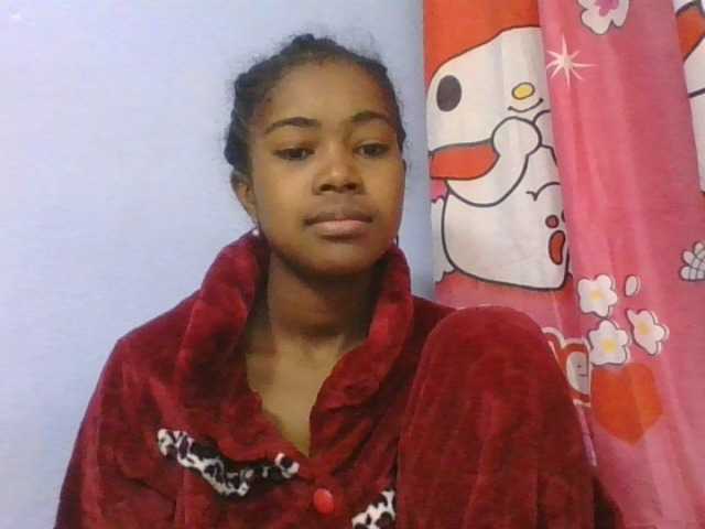Phaniah1a live cam on BongaCams