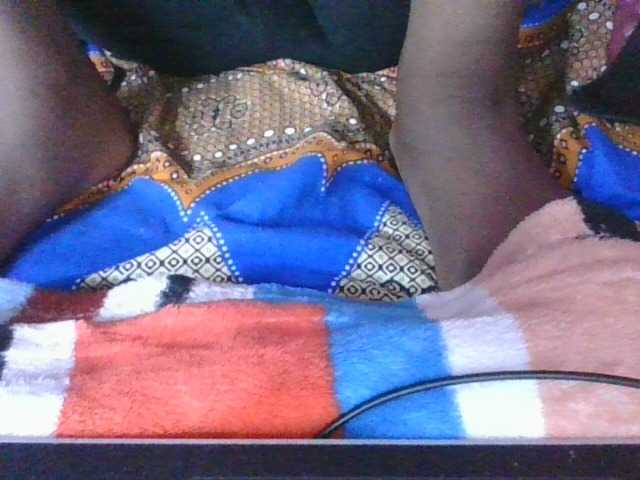 Phaniah1a live cam on BongaCams
