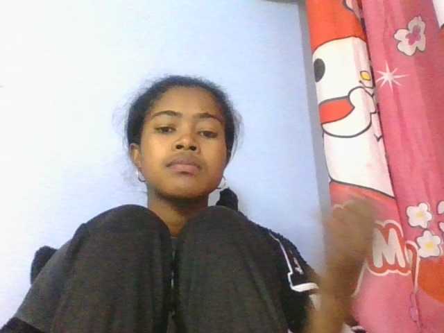 Phaniah1a live cam on BongaCams