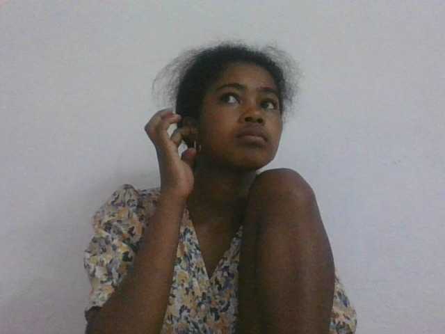 Phaniah1a live cam on BongaCams