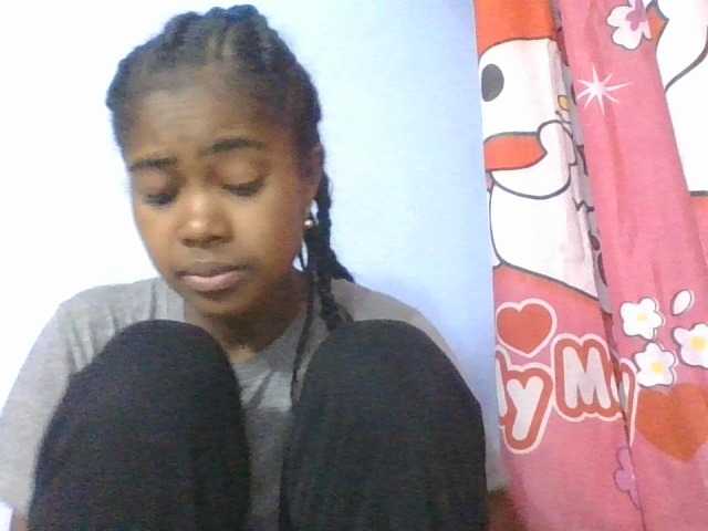 Phaniah1a live cam on BongaCams
