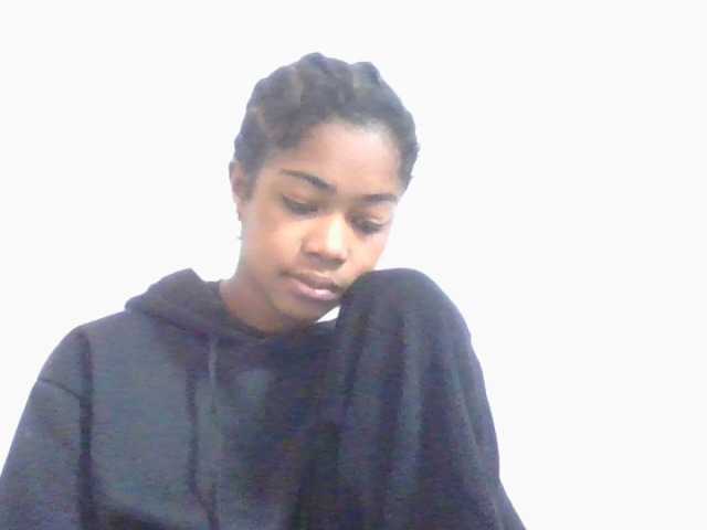 Phaniah1a live cam on BongaCams