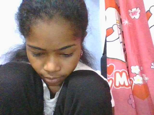 Phaniah1a live cam on BongaCams