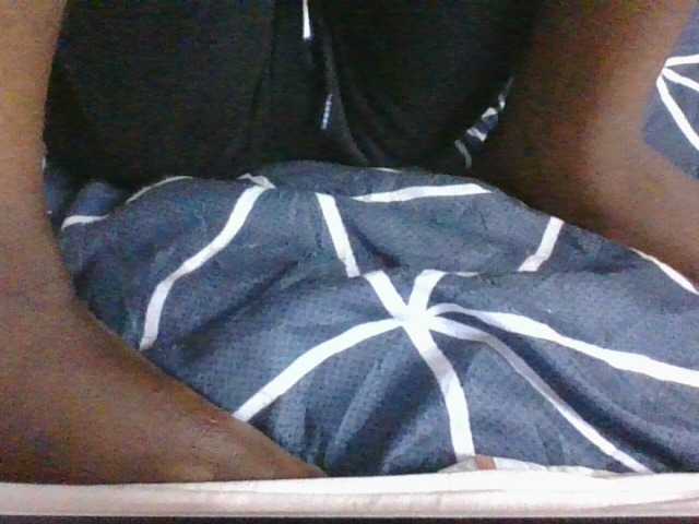 Phaniah1a live cam on BongaCams