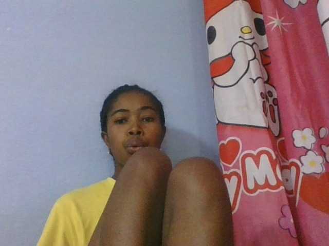 Phaniah1a live cam on BongaCams