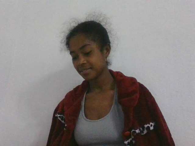 Phaniah1a live cam on BongaCams
