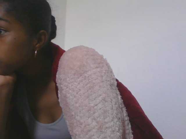 Phaniah1a live cam on BongaCams