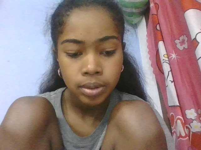 Phaniah1a live cam on BongaCams