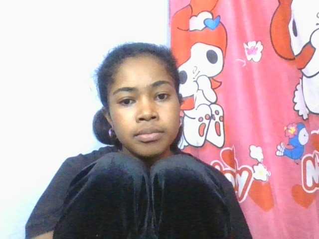 Phaniah1a live cam on BongaCams