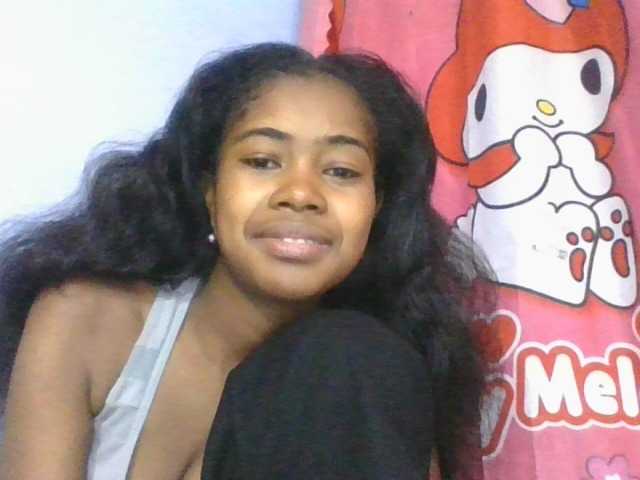 Phaniah1a live cam on BongaCams