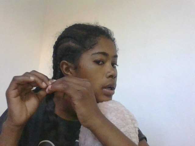 Phaniah1a live cam on BongaCams
