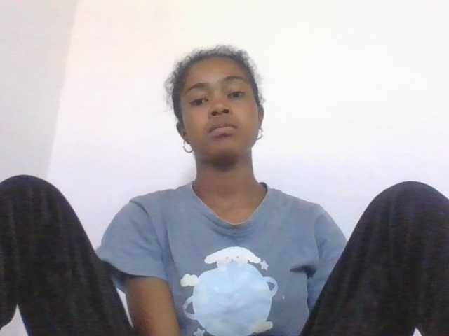 Phaniah1a live cam on BongaCams