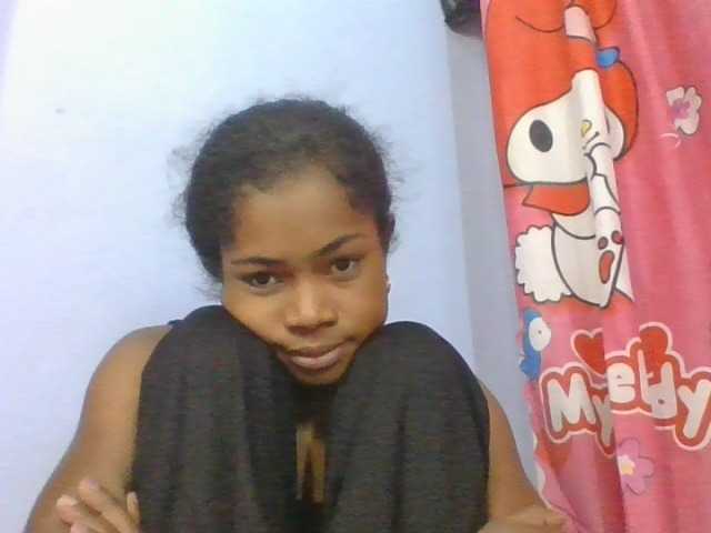 Phaniah1a live cam on BongaCams