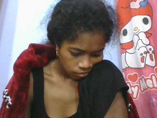 Phaniah1a live cam on BongaCams