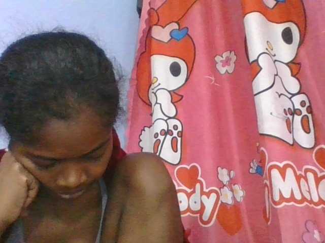 Phaniah1a live cam on BongaCams