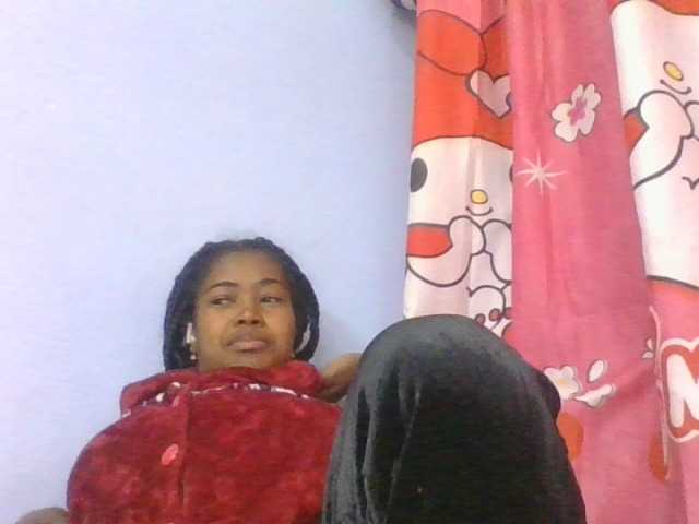 Phaniah1a live cam on BongaCams