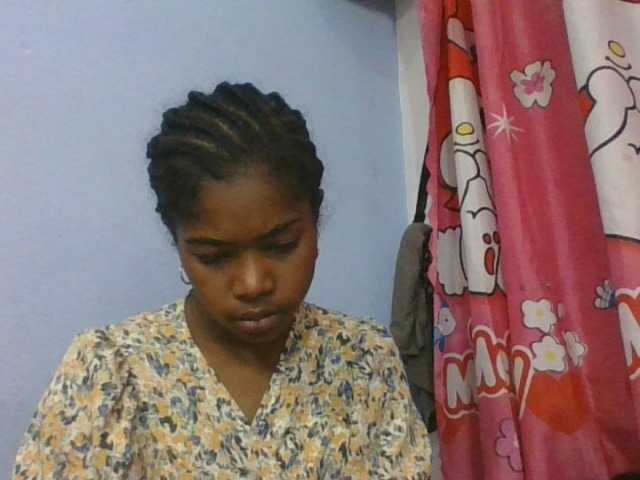 Phaniah1a live cam on BongaCams