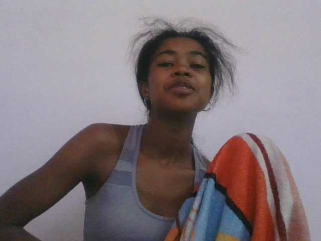 Phaniah1a live cam on BongaCams
