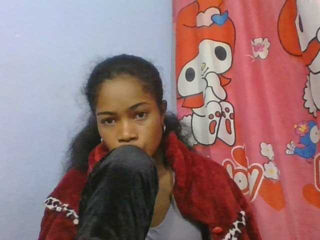 Phaniah1a live cam on BongaCams