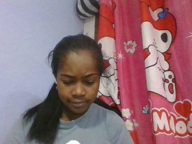 Phaniah1a live cam on BongaCams