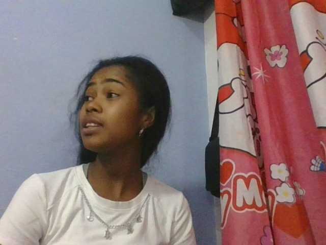 Phaniah1a live cam on BongaCams