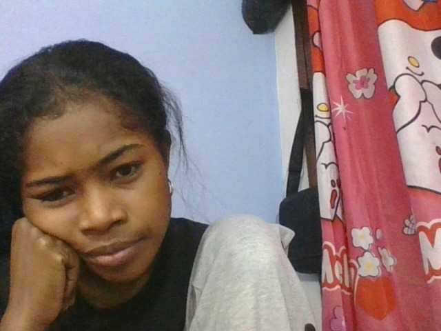 Phaniah1a live cam on BongaCams