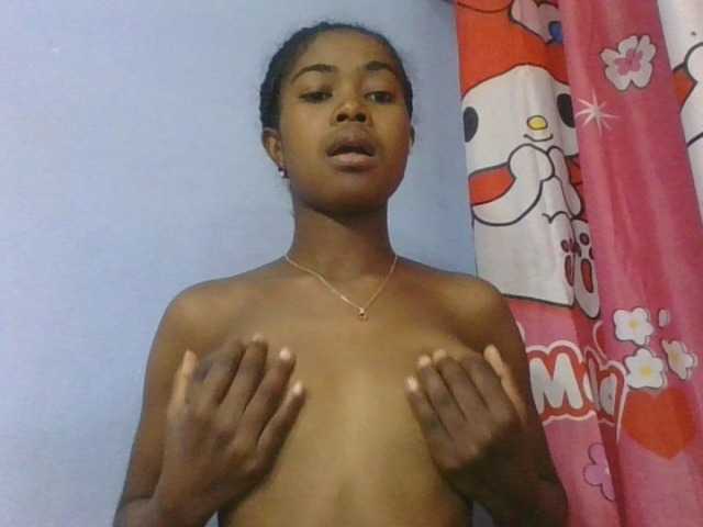 Phaniah1a live webcam show