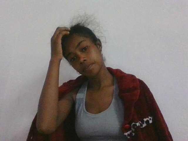 Phaniah1a live cam on BongaCams