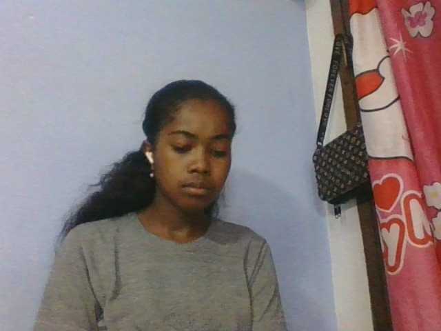 Phaniah1a live cam on BongaCams