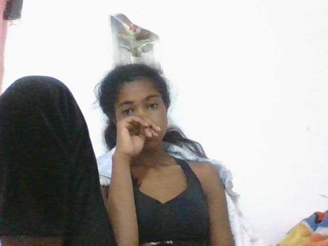 Phaniah1a live cam on BongaCams