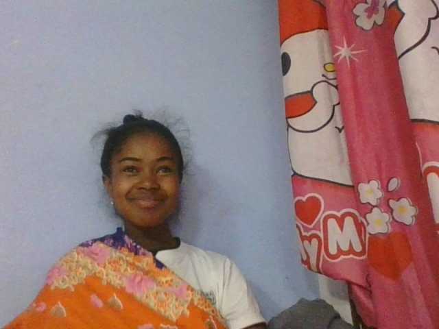 Phaniah1a live cam on BongaCams