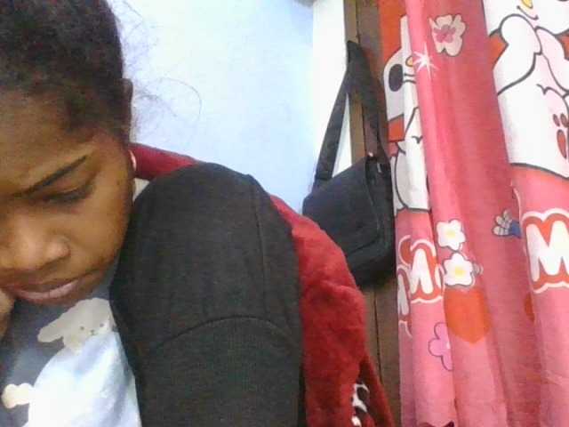 Phaniah1a live cam on BongaCams