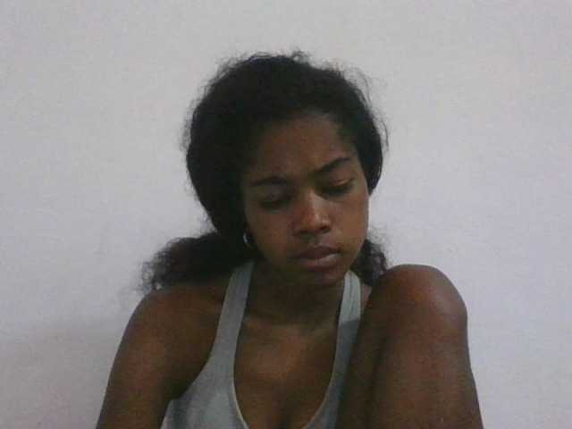 Phaniah1a live cam on BongaCams