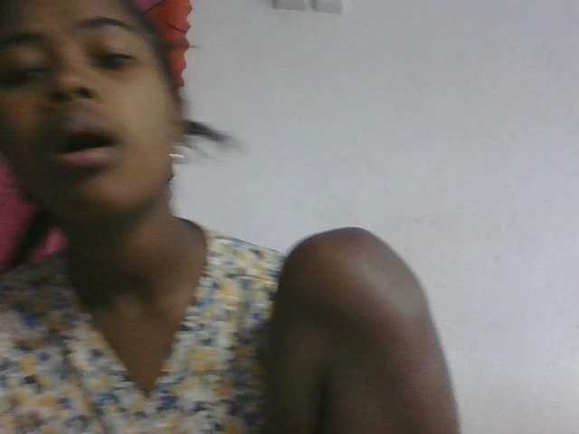 Phaniah1a live cam on BongaCams