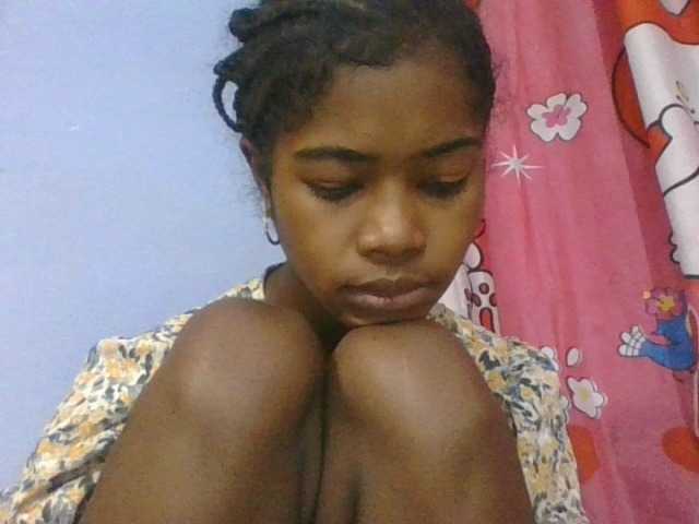 Phaniah1a live cam on BongaCams