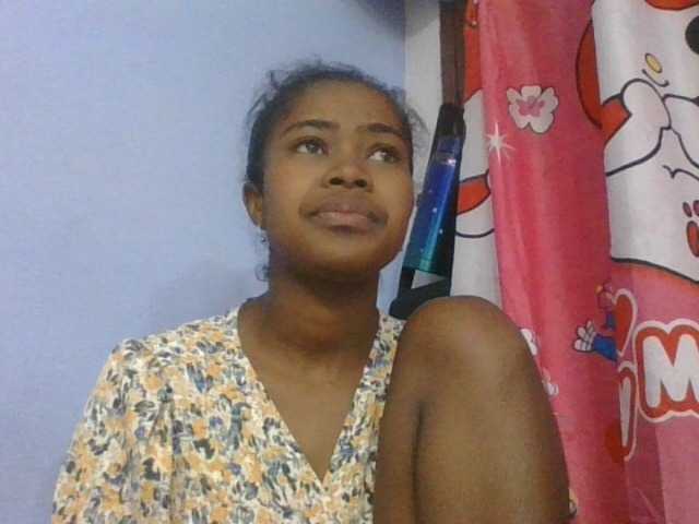 Phaniah1a live cam on BongaCams