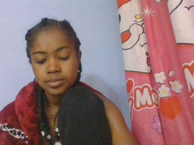 Phaniah1a live cam on BongaCams