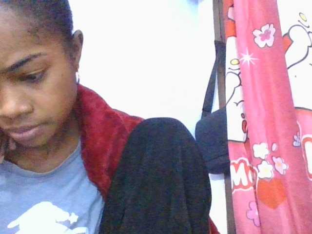 Phaniah1a live cam on BongaCams
