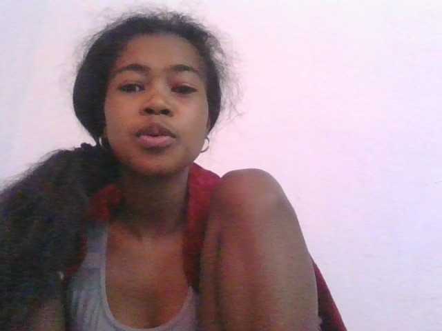 Phaniah1a live cam on BongaCams