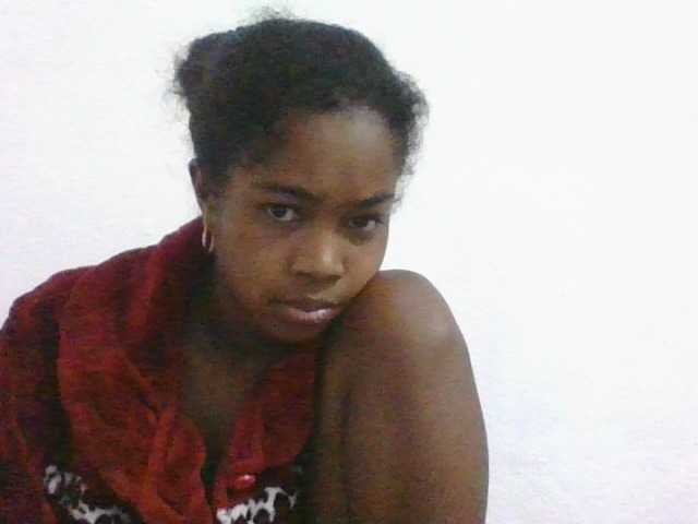 Phaniah1a live cam on BongaCams