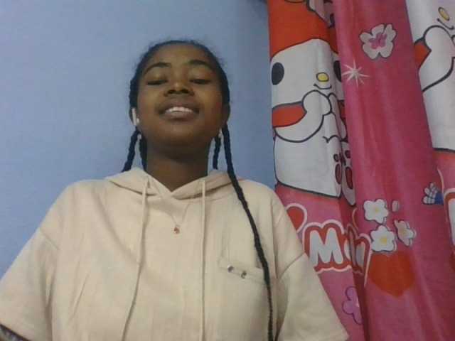 Phaniah1a live cam on BongaCams