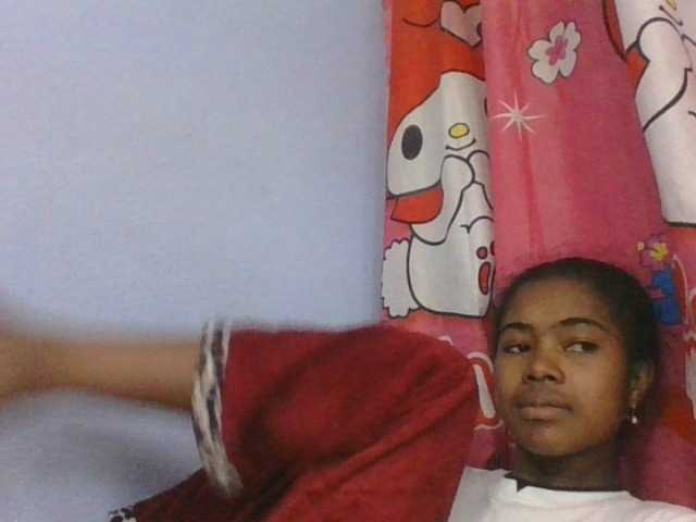 Phaniah1a live cam on BongaCams
