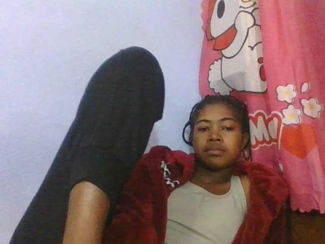 Phaniah1a live cam on BongaCams