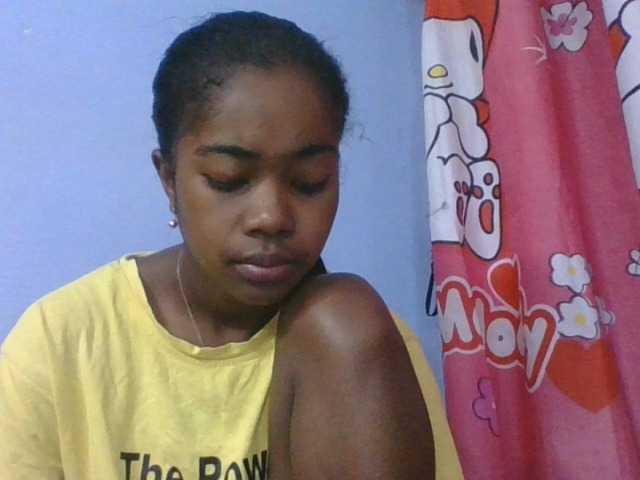 Phaniah1a live cam on BongaCams