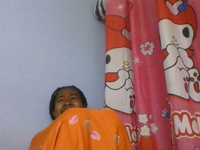 Phaniah1a live cam on BongaCams